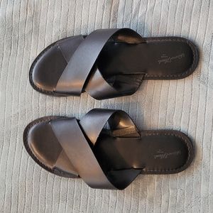 Universal Thread Co Slides